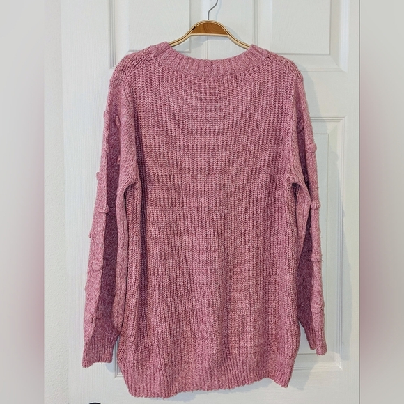 Women Long Sleeve Chunky Knit Pullover Crewneck Pink Detail Sleeve Large NWT - Picture 4 of 10